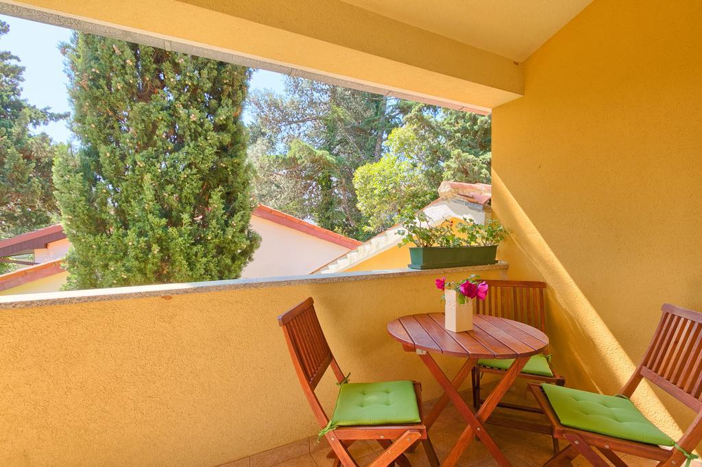 Franulovic Apartments Premantura Dış mekan fotoğraf