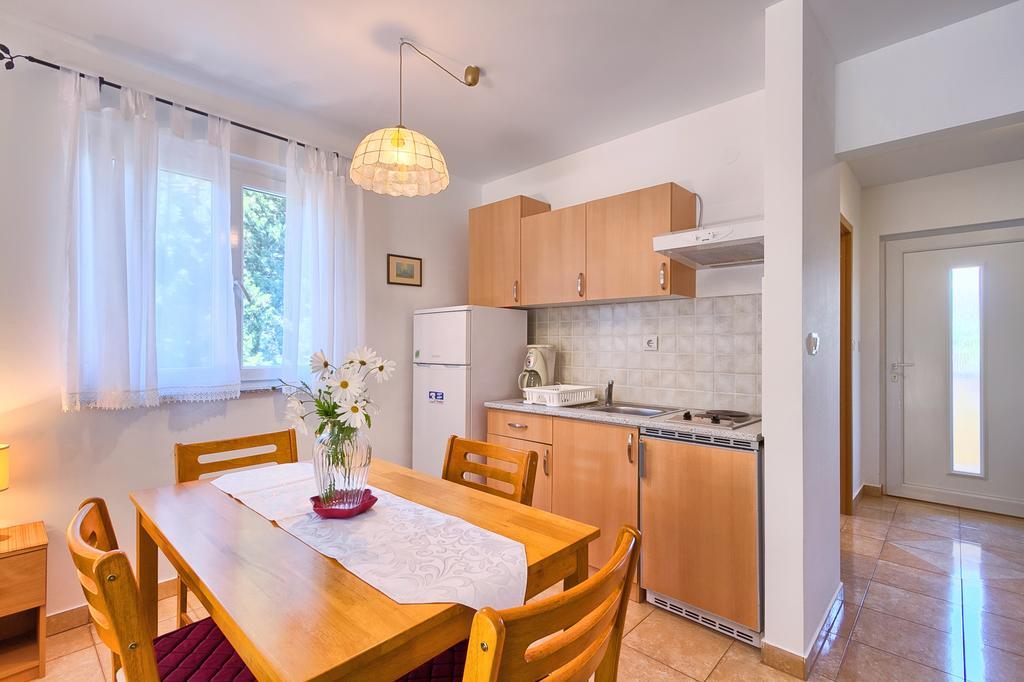 Franulovic Apartments Premantura Dış mekan fotoğraf