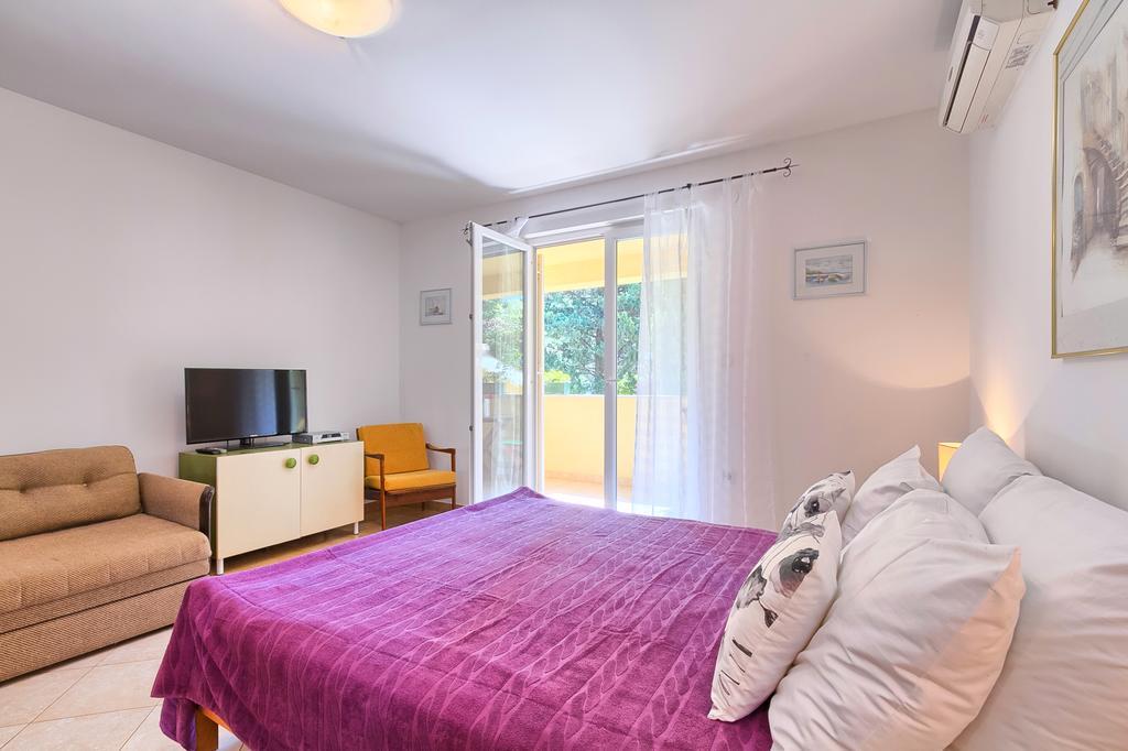 Franulovic Apartments Premantura Dış mekan fotoğraf