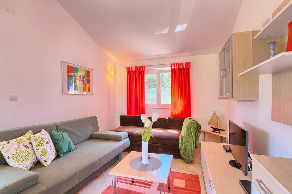 Franulovic Apartments Premantura Dış mekan fotoğraf